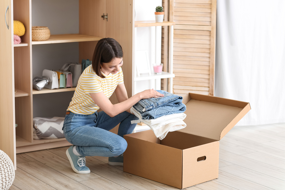 Expert Tips On How To Declutter Your Home Before You Move